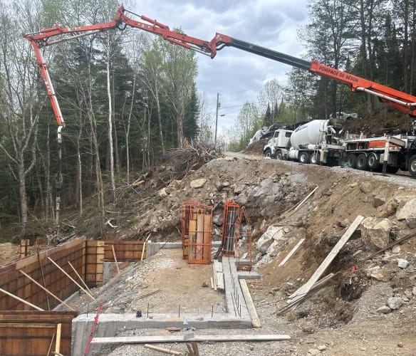 Pompage de béton Outaouais Maniwaki Mont-Laurier Rivière Rouge